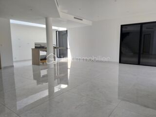  Villa  vendre 6 pices 169 m