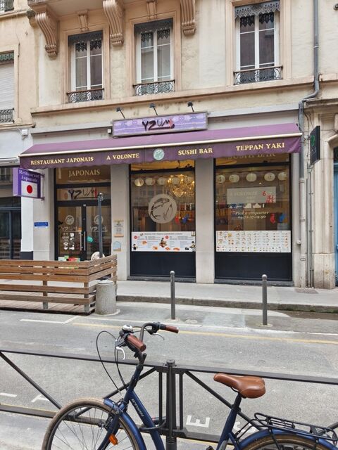 Fonds de commerce d'un restaurant japonais renommé à Lyon, situé dans un quartier prestigieux 224000 69006 Lyon 6eme arrondissement