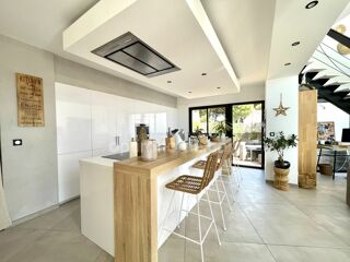  Maison  vendre 7 pices 223 m