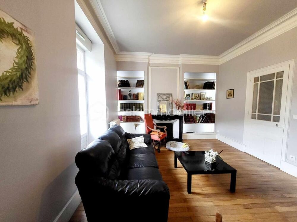 Vente Maison MAISON DE VILLE DE CARACTÈRE POTENTIEL EXCEPTIONNEL À VALS-LES-BAINS Vals les bains