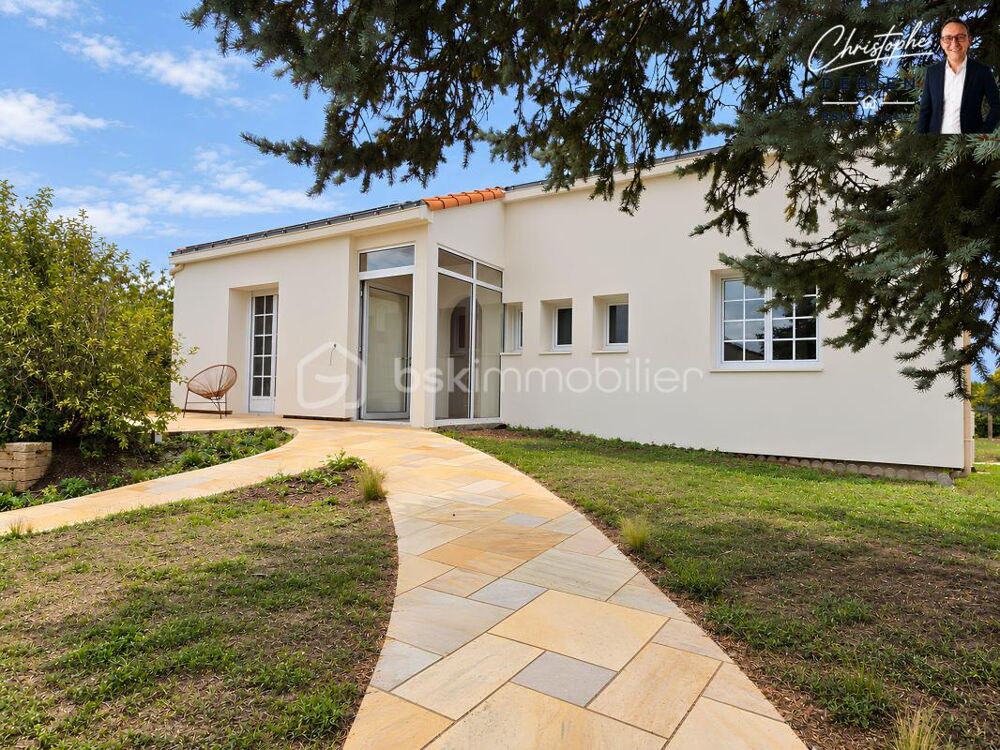 Vente Maison EXCLUSIVITÉ – CHAVAGNES-EN-PAILLERS – MAISON AYANT BÉNÉFICIÉ D'UNE RÉNOVATION ÉNERGÉTIQUE COMPLÈTE – 100 M² – 3 CHAMBRES – SOUS- Chavagnes en paillers