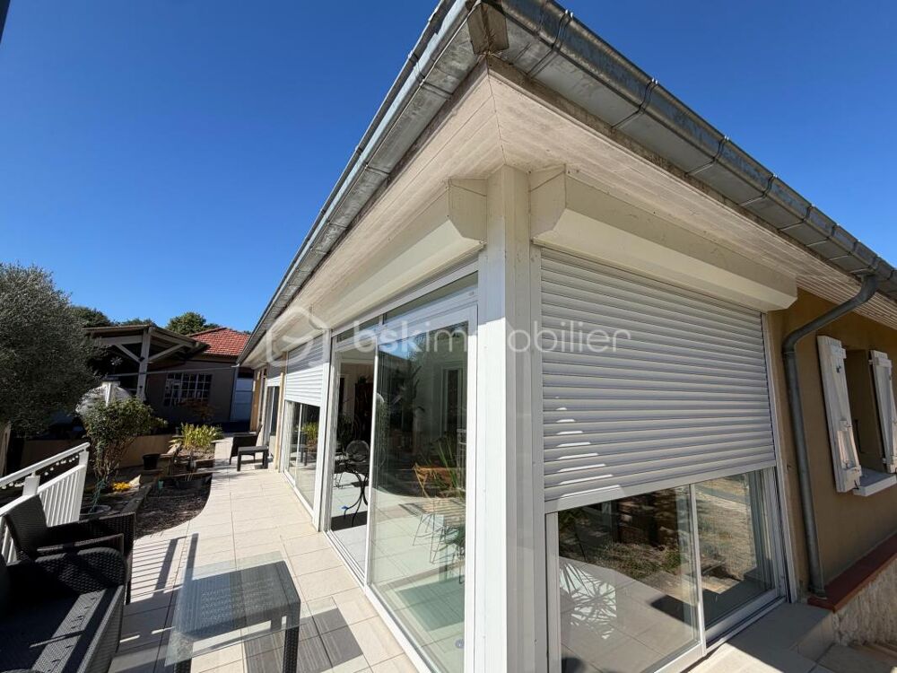 Vente Villa Villa de 1986 à deux pas des commodités au calme,4 chambres, terrain clos de 1100 mètres, dépendances et abri voiture Mirande