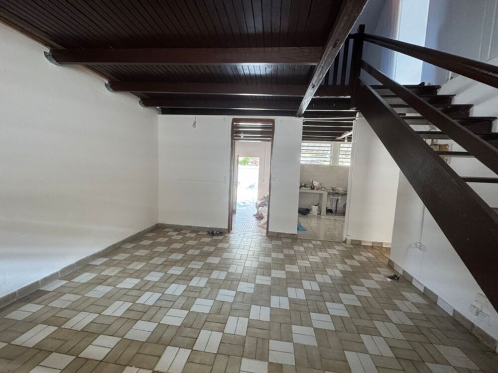 Maison à vendre 4 pièces KOUROU (973)
