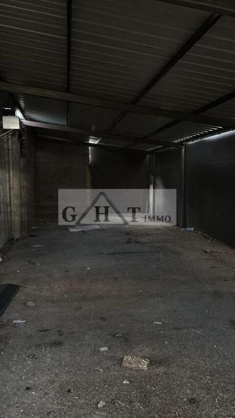 A LOUER 360 M&sup2; ENTREPOT BUREAUX A AUBERVILLIERS 4899 93300 Aubervilliers