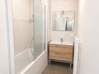  Appartement à louer 2 pièces 46 m²