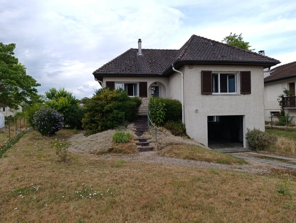 Maison familiale 204 m²  4 chambres  Sous-sol complet  Revigny-sur-Ornain