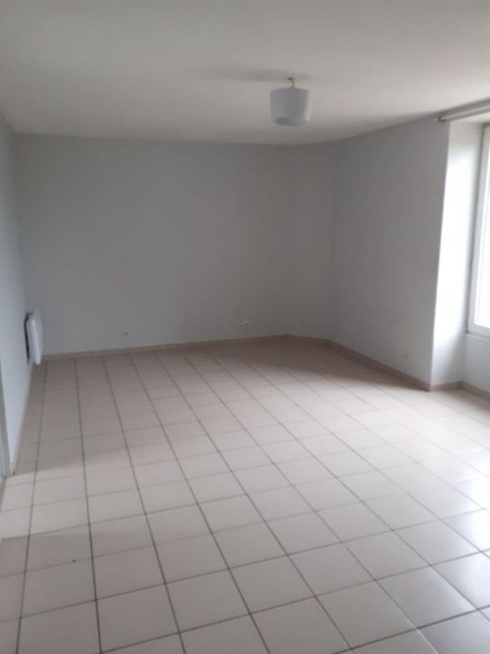 Location Appartement Appartement de 65m2 à louer sur Neuville-de-Poitou Neuville de poitou