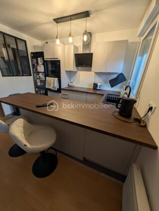  Appartement à louer 3 pièces 63 m²