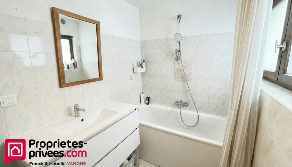 Vente Maison Maison de ville AUCUN TRAVAUX - 2 chambres + bureau + cour - La Chapelle d'Armentieres - 69 m2 La chapelle d armentieres