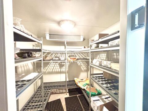   À VENDRE – DROIT AU BAIL – ÉPICERIE ITALIENNE À FORT POTENTIEL À ALBERTVILLE ?? 