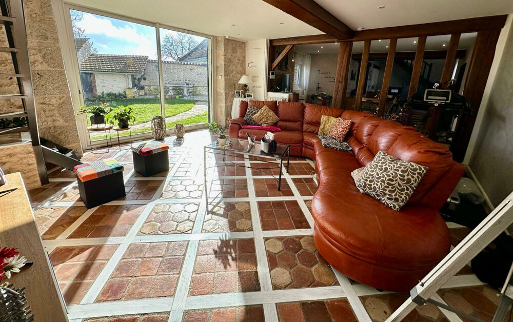 Vente Maison Maison à vendre 6 pièces proche de CHARTRES (28) Chartres