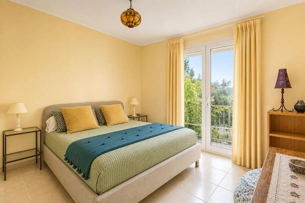 à vendre  Maison Vailhauquès (34570)