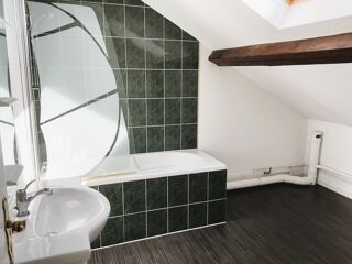  Immeuble � vendre 4 pi�ces 161 m�