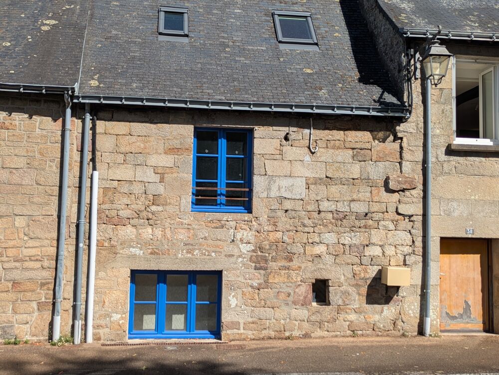 Vente Maison GUEMENE SUR SCORFF MAISON ATYPIQUE EN BON ETAT GENERAL DE 2 PIECES AVEC CAVE UNE DÉPENDANCE ET UN JARDINET Guemene sur scorff