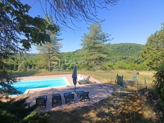  Propriété/château à vendre 12 pièces 267 m²