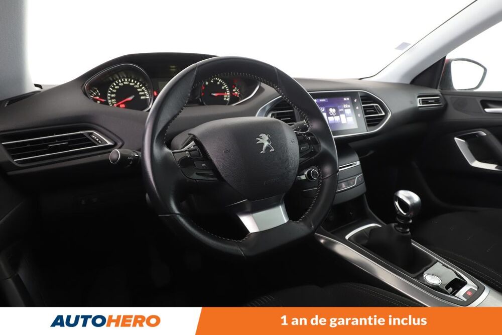 308 1.2 PureTech Allure 130 ch 2017 occasion 92130 Issy-les-Moulineaux