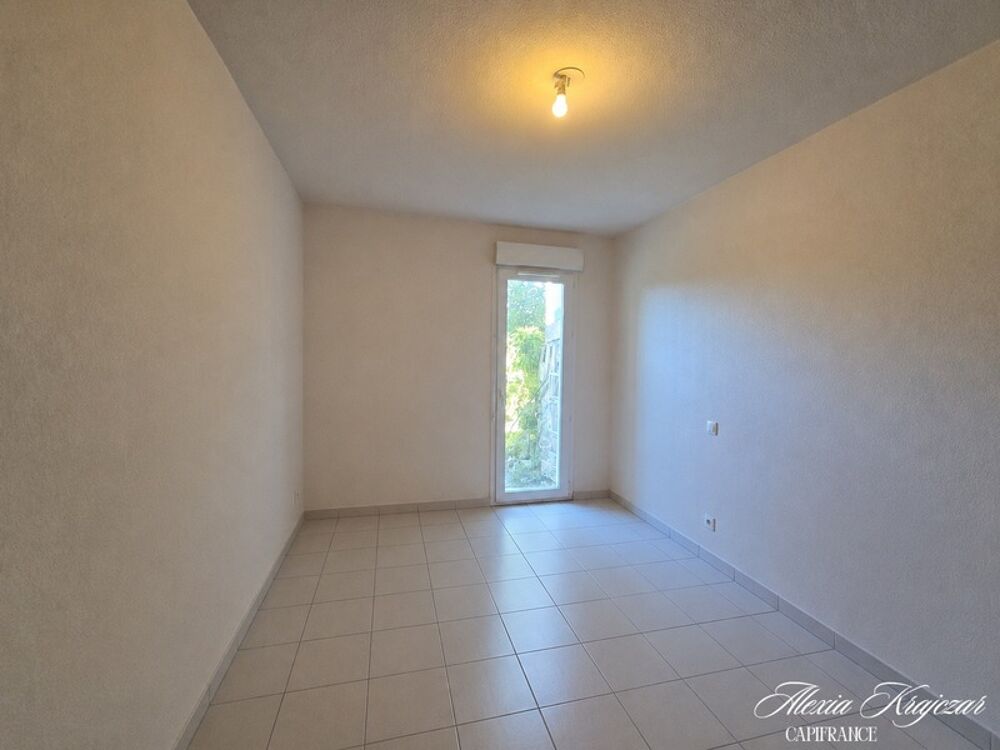 A VENDRE - Appartement T2, 38,56m² Carrez - 1 chambre - Jardin de 42m² - Place de parking privative - Résidence sécurisée - Vend