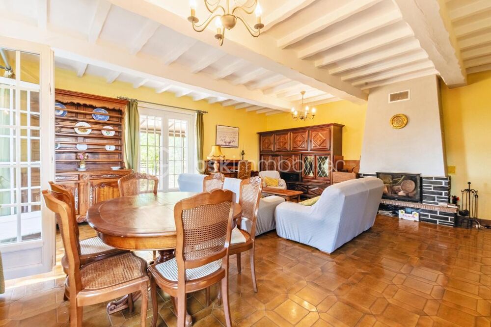Vente Maison Maison d'exception sur parcelle d'environ 4 300 m² piscinable & constructible Saint quentin fallavier