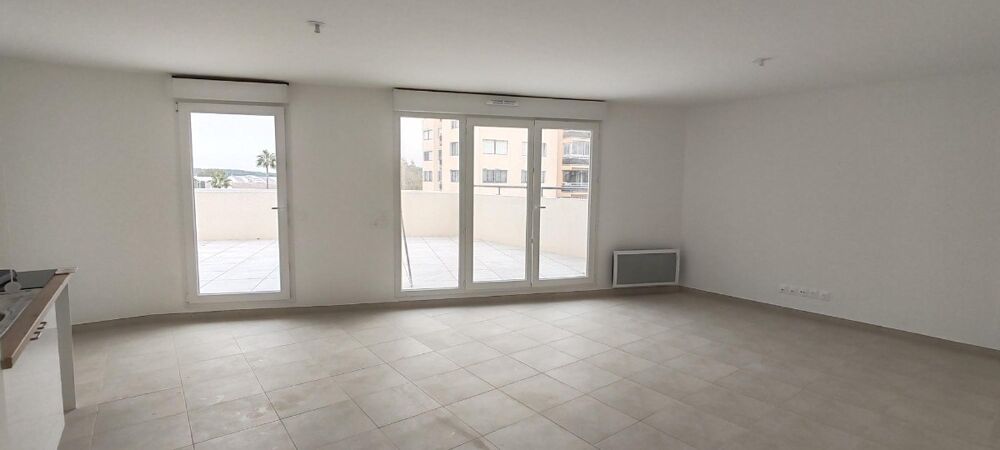 Location Appartement T3 avec parkings et terrasse à LA SEYNE SUR MER La seyne sur mer