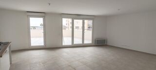  Appartement à louer 3 pièces 69 m²