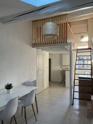  Appartement à louer 1 pièce 30 m²