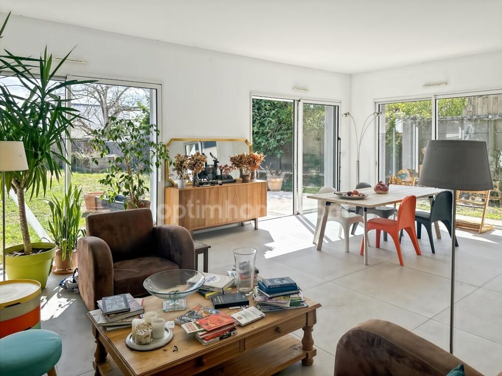 Vente Maison Maison 6 pièces 196m² Chartres de bretagne