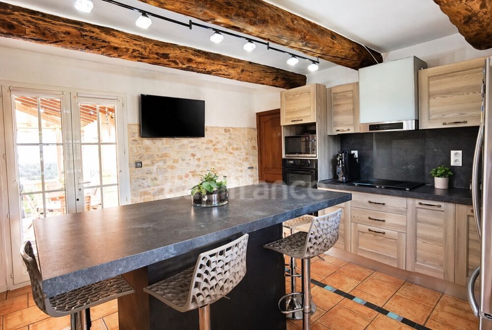 Vente Maison Dpt Gard (30), à vendre proche d'Uzès 4km – Villa de 164 m² avec piscine, dépendances, 5 chambres Uzes