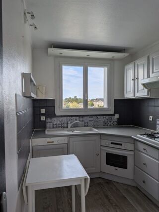  Appartement à louer 3 pièces 57 m²