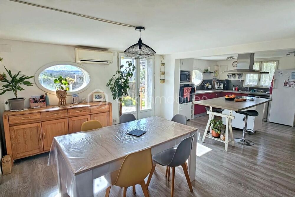 Vente Maison Maison familiale 129 m² – 3 chambres – 1 bureau- Terrain 962 m² – Environnement recherché Poey de lescar