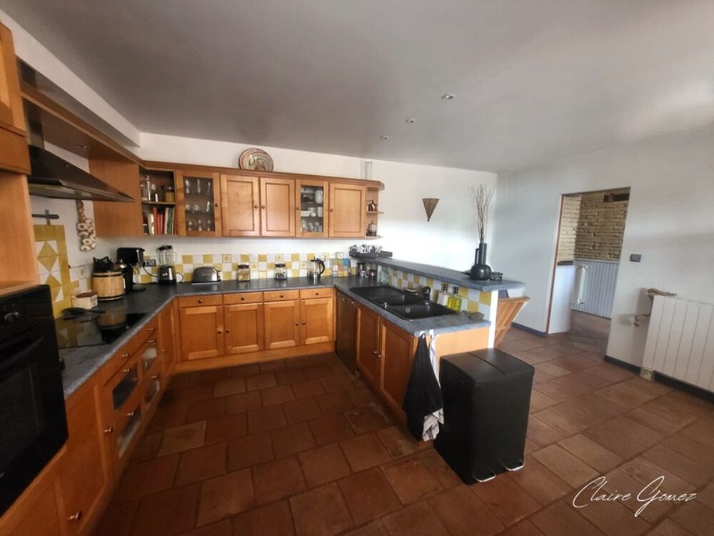 Appartement/maison de 145 m² avec annexe de 20 m²  Cadours (31)