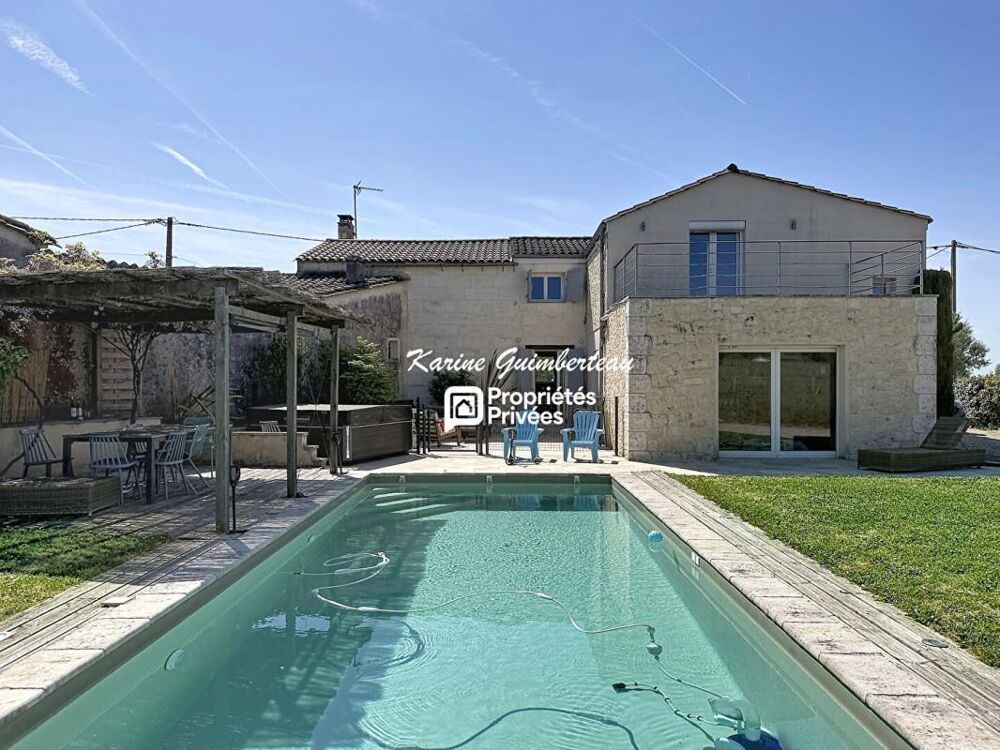 Fronsac : Maison familiale climatisée avec piscine et vues