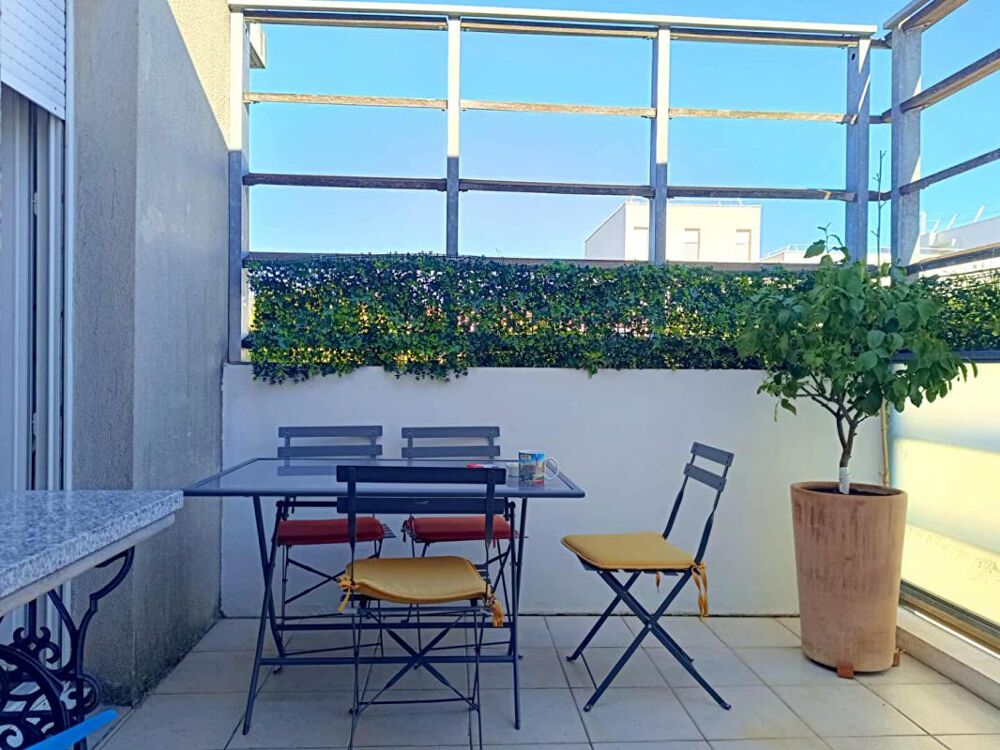 Appartement Miramas 2 pièce(s) Terrasse ET GARAGE