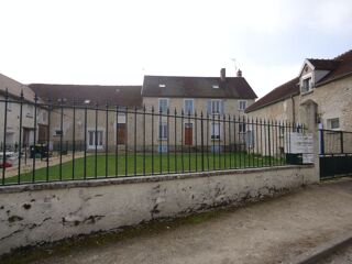  Appartement à louer 5 pièces 103 m²