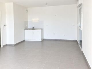 Appartement à louer 3 pièces 57 m²