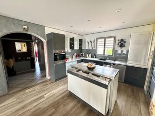  Maison  vendre 4 pices 99 m