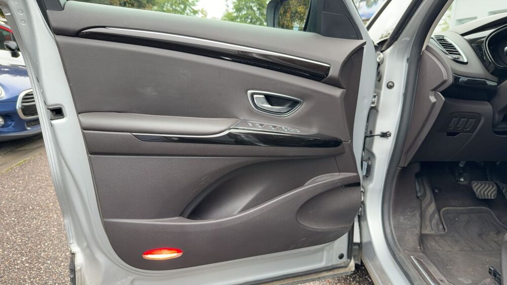 Espace 1.6 TCe 200 Energy EDC Zen 2015 occasion 54000 Nancy