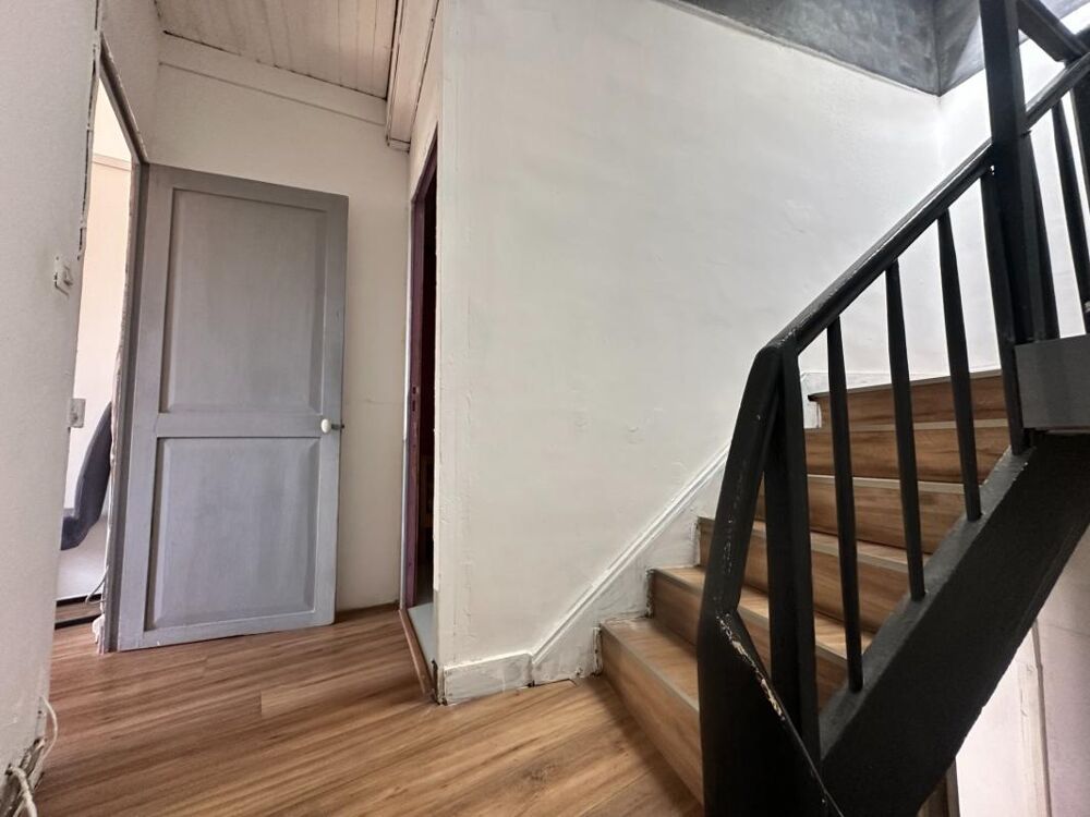 Vente Maison IDEAL PREMIER ACHAT ; maison de ville avec extérieur et dépendance aménageable Guitres