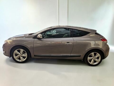M&eacute;gane Coup&eacute; III 1.5 DCI 105 DYNAMIQUE 2009 occasion 06640 Saint-Jeannet