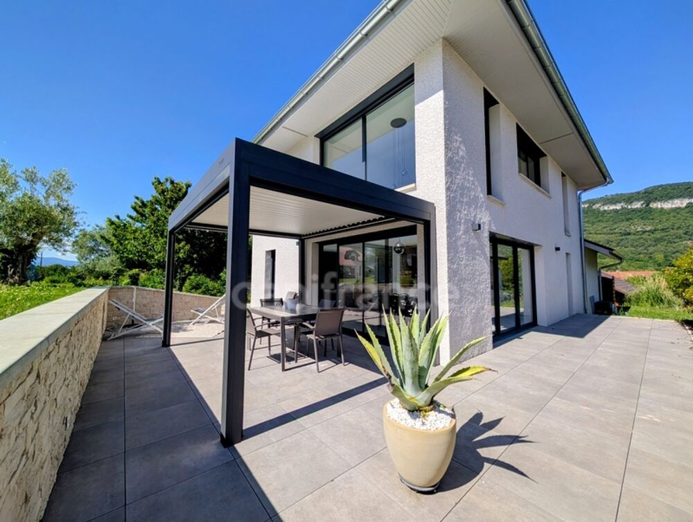 Vente Maison Maison récente à vendre 4 pièces de 123 m² avec jardin Brison saint innocent