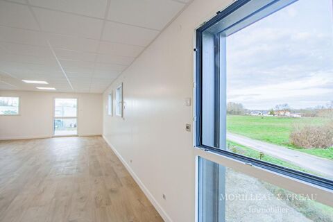 SAINT MARS DE COUTAIS - BUREAUX  (88m&sup2;) 750 44680 Saint mars de coutais