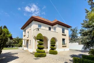  Maison à vendre 7 pièces 241 m²