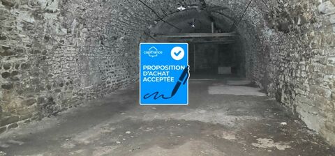 Cave vout&eacute;e de caract&egrave;re - 160 m2, &agrave; vendre au coeur d'ARBOIS (39) 19000 39600 Arbois