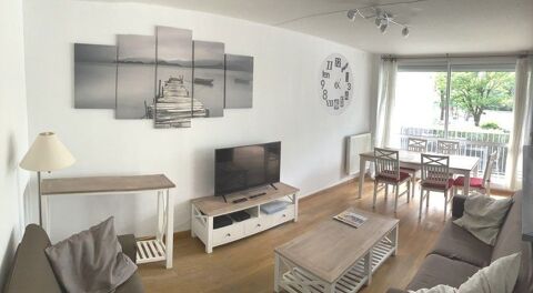   1chb dans coloc de 4 mixte  97m� meubl� balcon Appartement - 5 pi�ce(s) - 97 m�