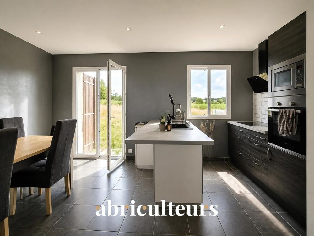 Vente Maison Maison de plain-pied au cœur d'un quartier résidentiel paisible en vente à Mainxe-Gondeville (16200) Mainxe gondeville