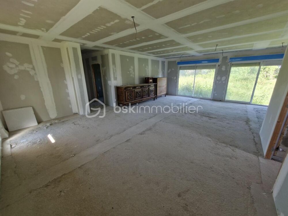 Vente Maison Charmante maison de 100m2 à finir de sublimer sur son terrain de 1985m2 à Menesplet Menesplet