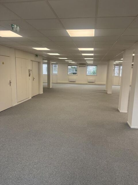 Bureaux &agrave; louer dans un immeuble r&eacute;cent &agrave; Levallois Perret 6528 92300 Levallois perret
