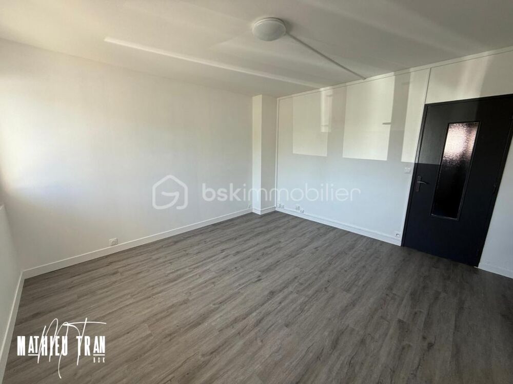 Appartement lumineux à proximité urbaine, idéal pour famille !