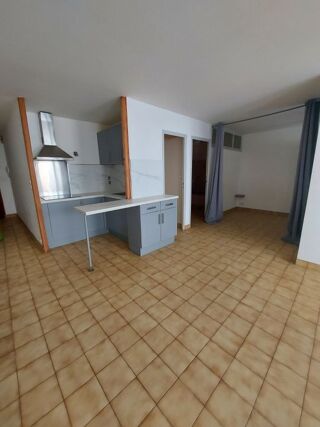  Appartement à louer 2 pièces 49 m²