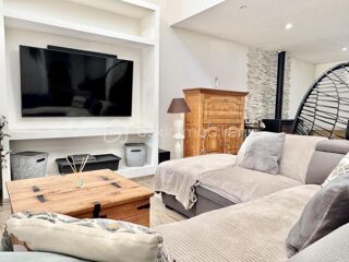  Propri�t�/ch�teau � vendre 6 pi�ces 180 m�