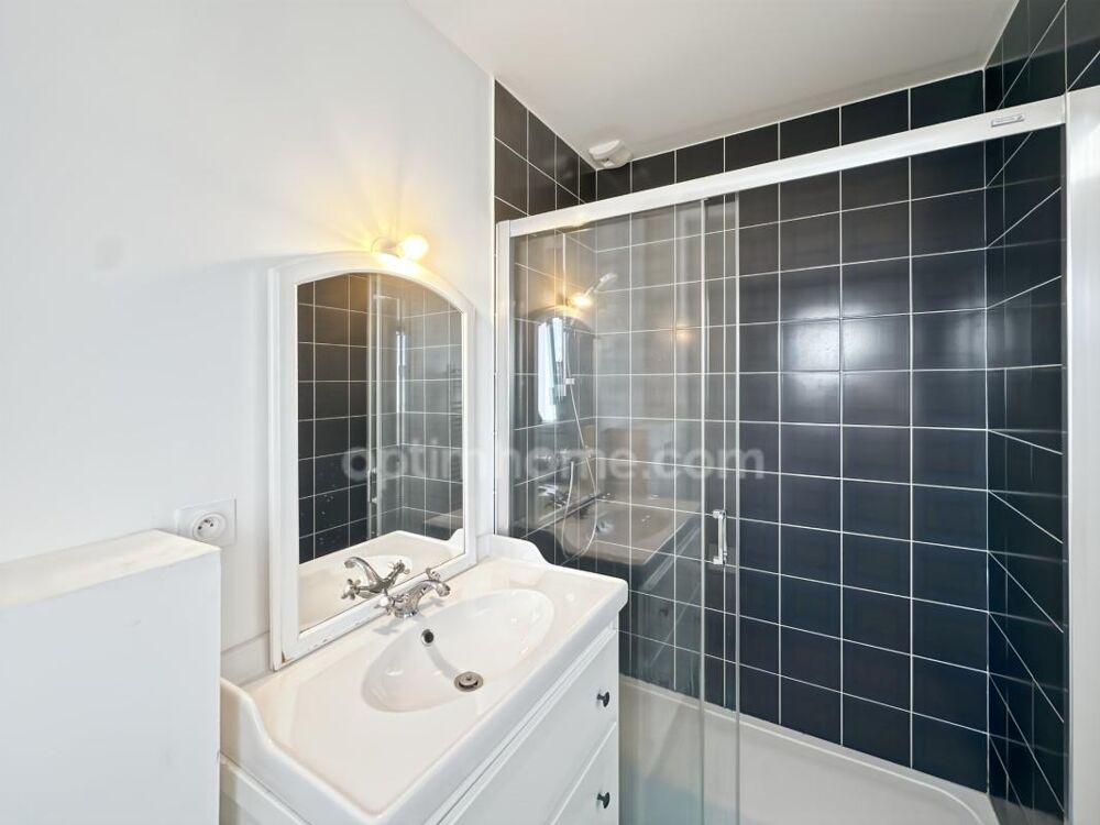 Maison 6 pièces 196m²